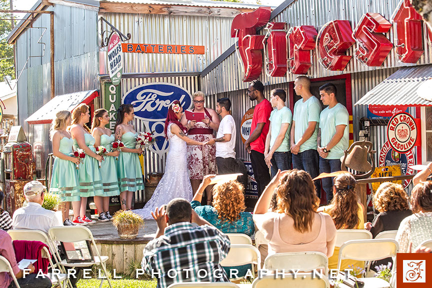 Reiffs-Auto-Museum-wedding-by-Steve-farrell-of-Farrell-Photography-Sacramento-Wedding-Photographer-IMG_3639